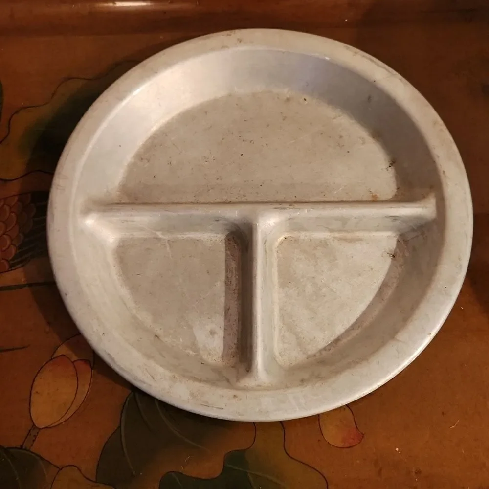 Vintage Wear Ever No.523 Aluminum Cafeteria Plate